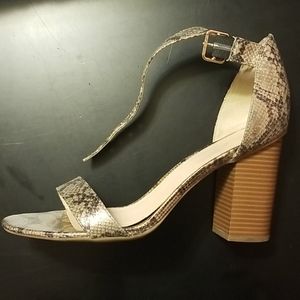 Blocked heel ankle strap